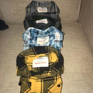 Bundle of kids Urban Pipeline flannels size small